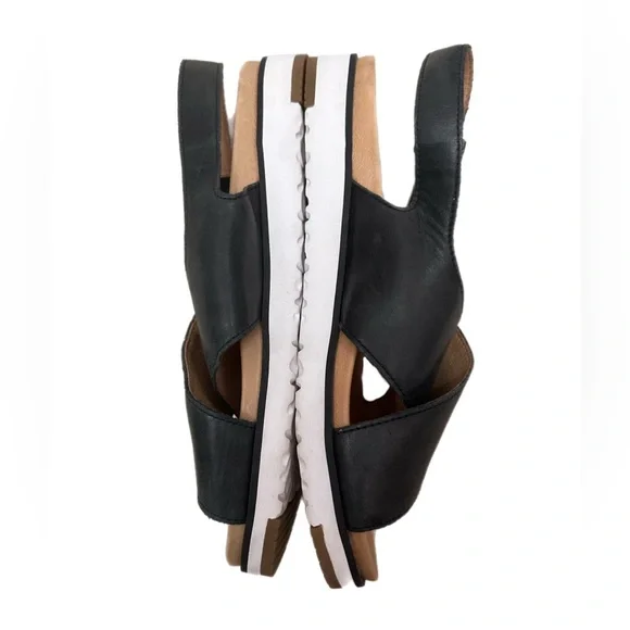 Ugg Kamile sandals - Picture 6 of 7